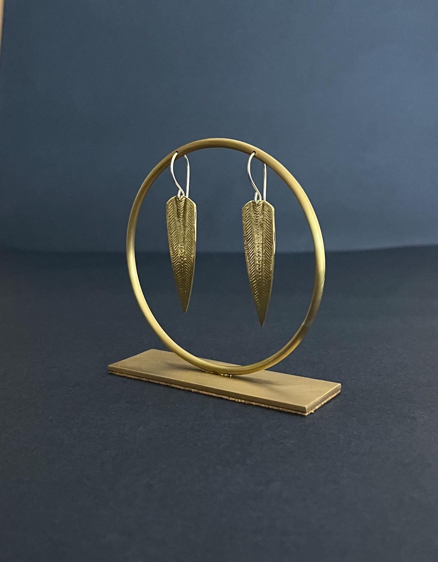 Ida - Solid Brass Circle Earring Stand Medium