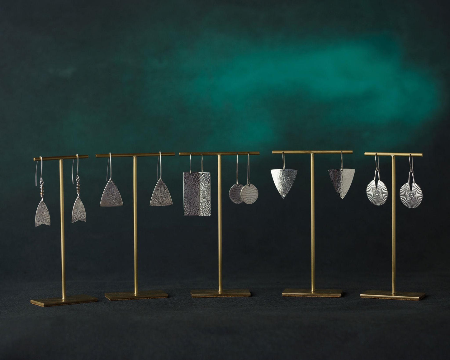 Janet - Set of 5 Solid Brass T-Bar Earring Stands 120 mm Tall, 6 Variations Available
