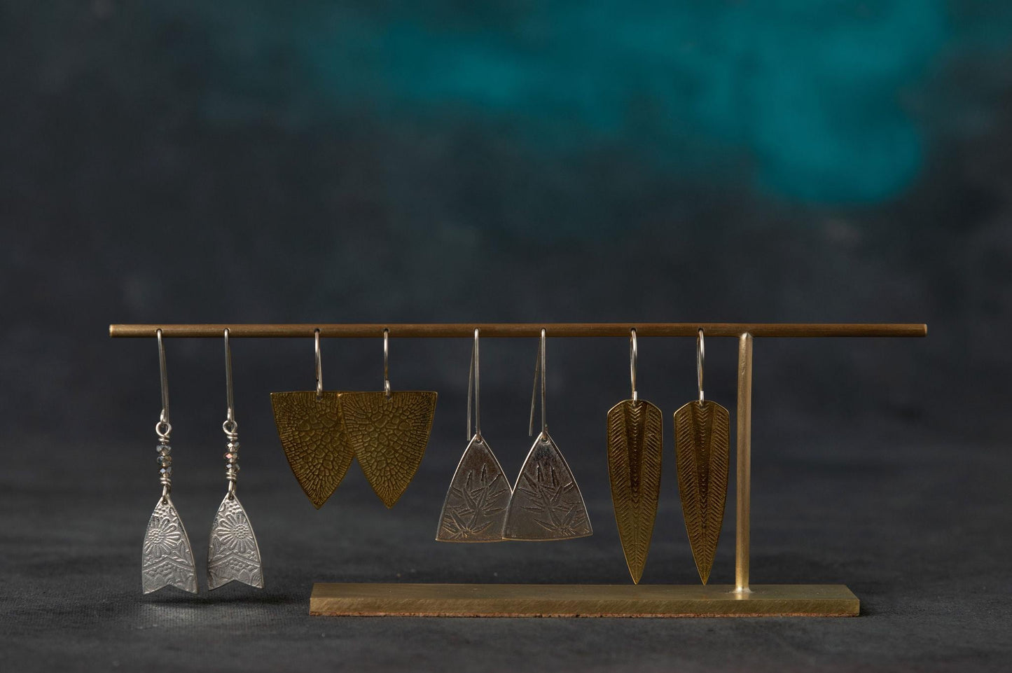 Georgia - Asymmetric Solid Brass Earrings Display Stand